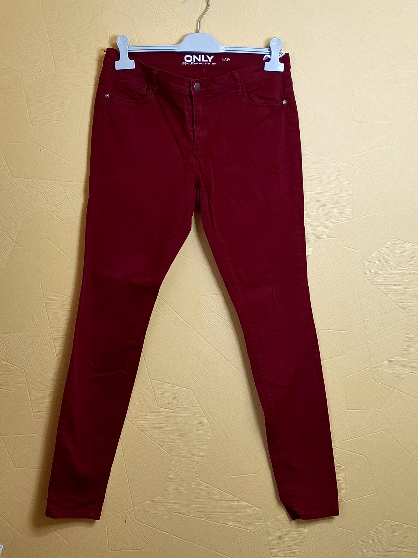 Jeans Only rouge foncé Taille 42