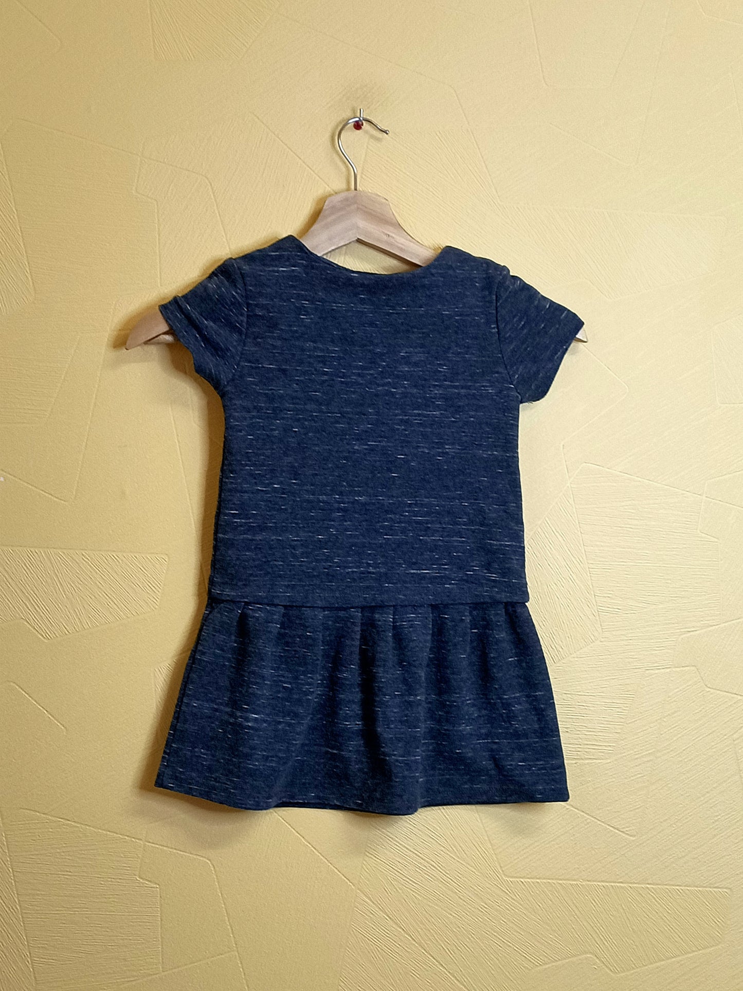 Robe manches courtes zippée Kiabi grise Taille 4 ans