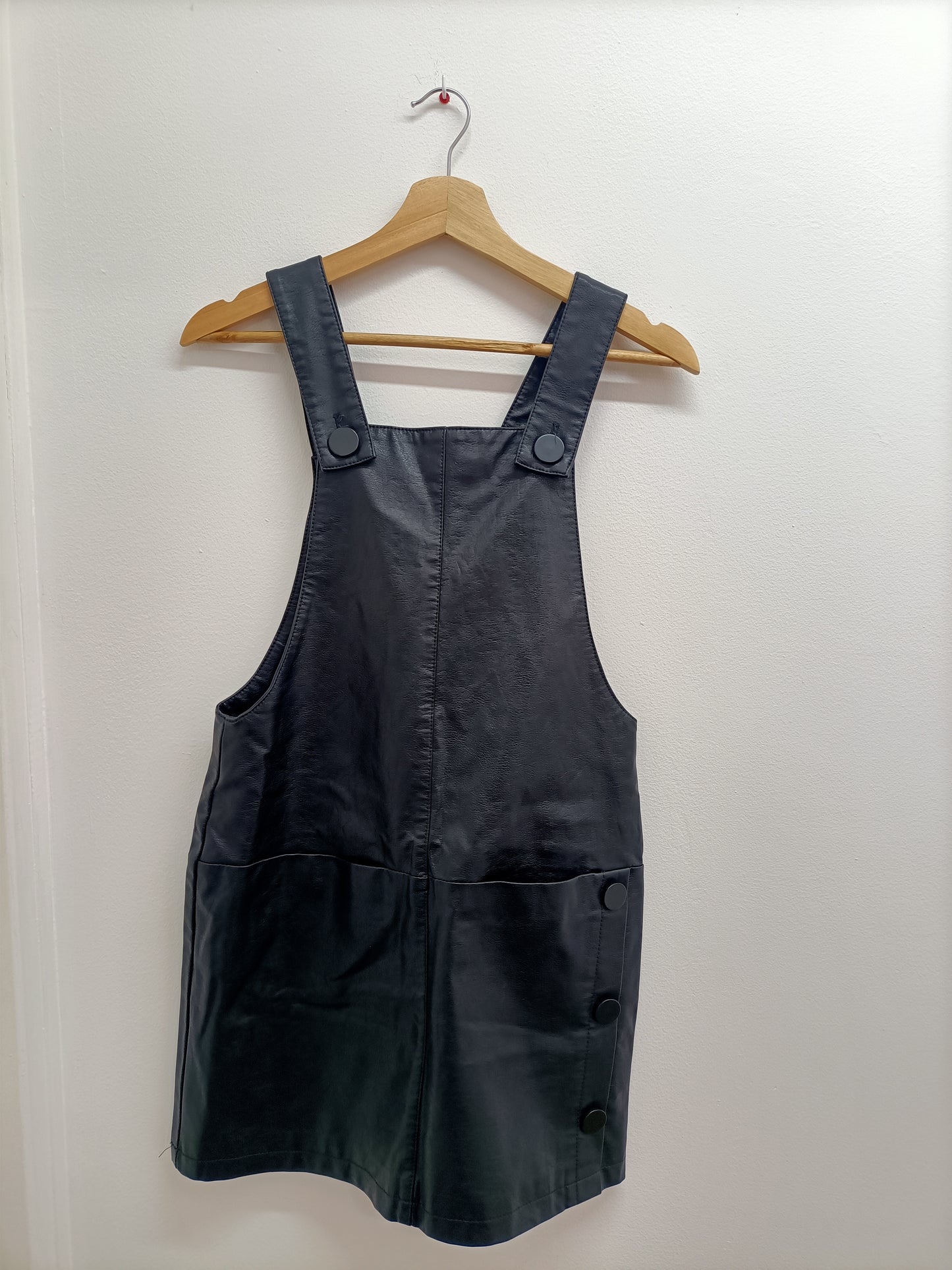 Robe à bretelles en simili cuir Cache-Cache noire Taille 34