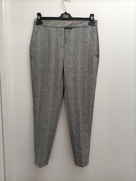 Pantalon Kiabi noir et blanc à carreaux Taille 38