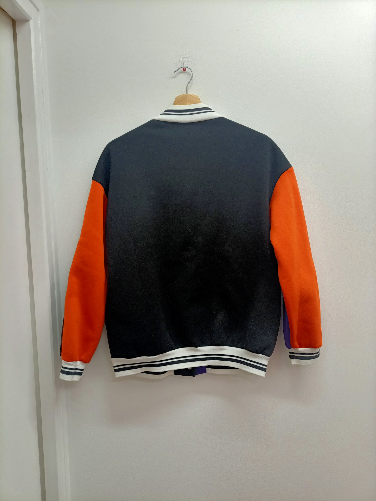 Veste Teddy Shein noire, violette et orange avec impression Taille S