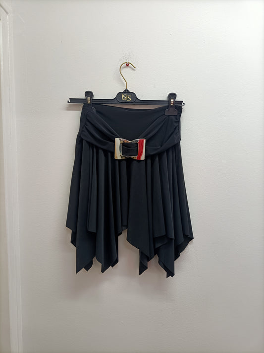 Jupe courte asymétrique noire Taille M