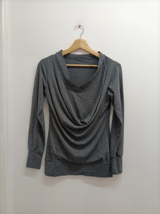 Pull fin avec double col gris foncé Taille L