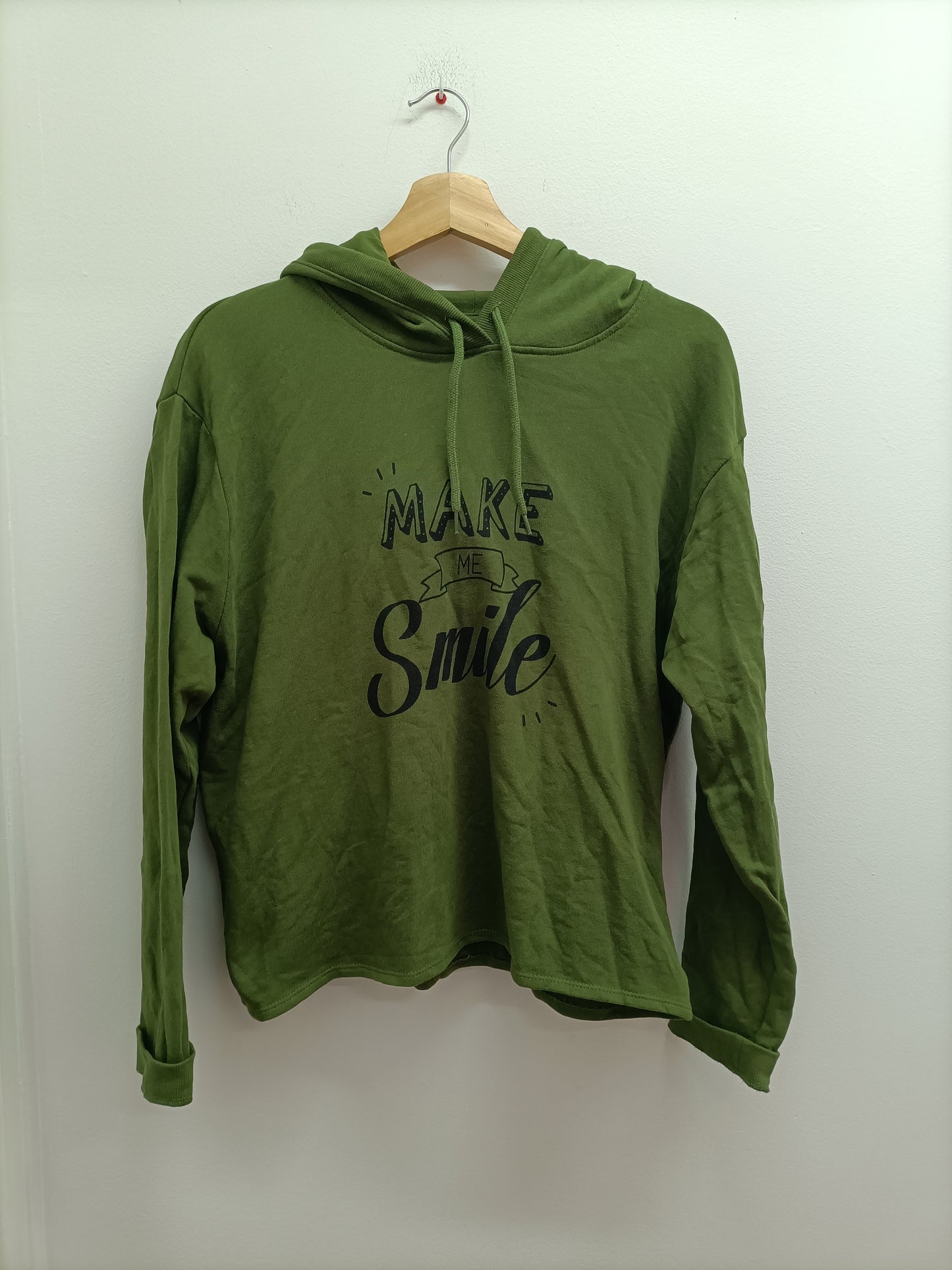 Sweat à capuche Kiabi kaki avec impression Taille L