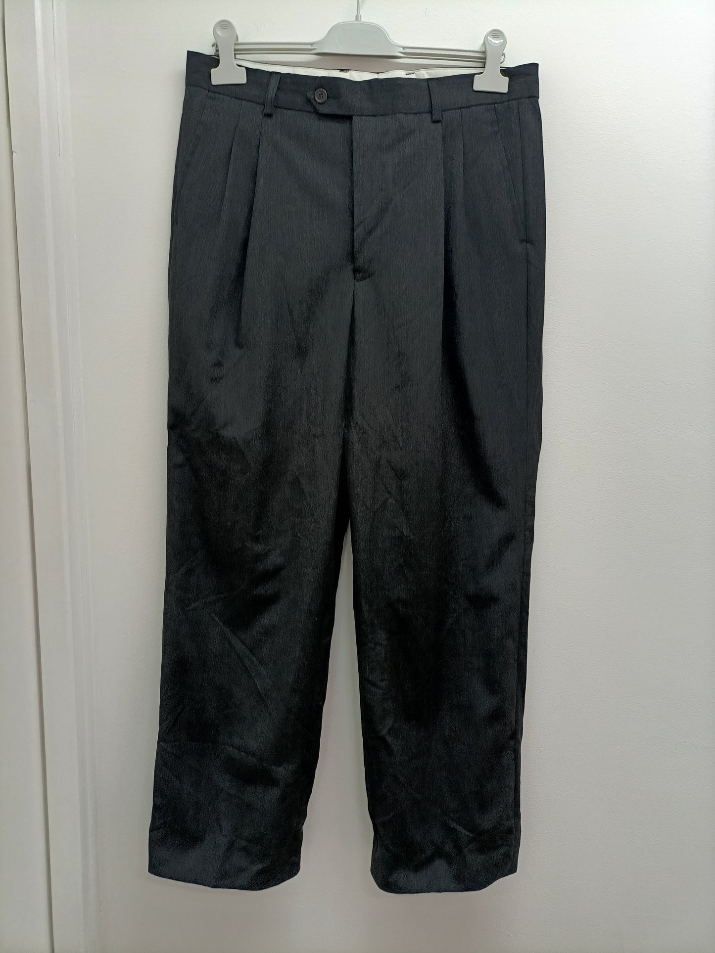 Pantalon Per L'Uomo by Armand Thiery gris anthracite Taille 44