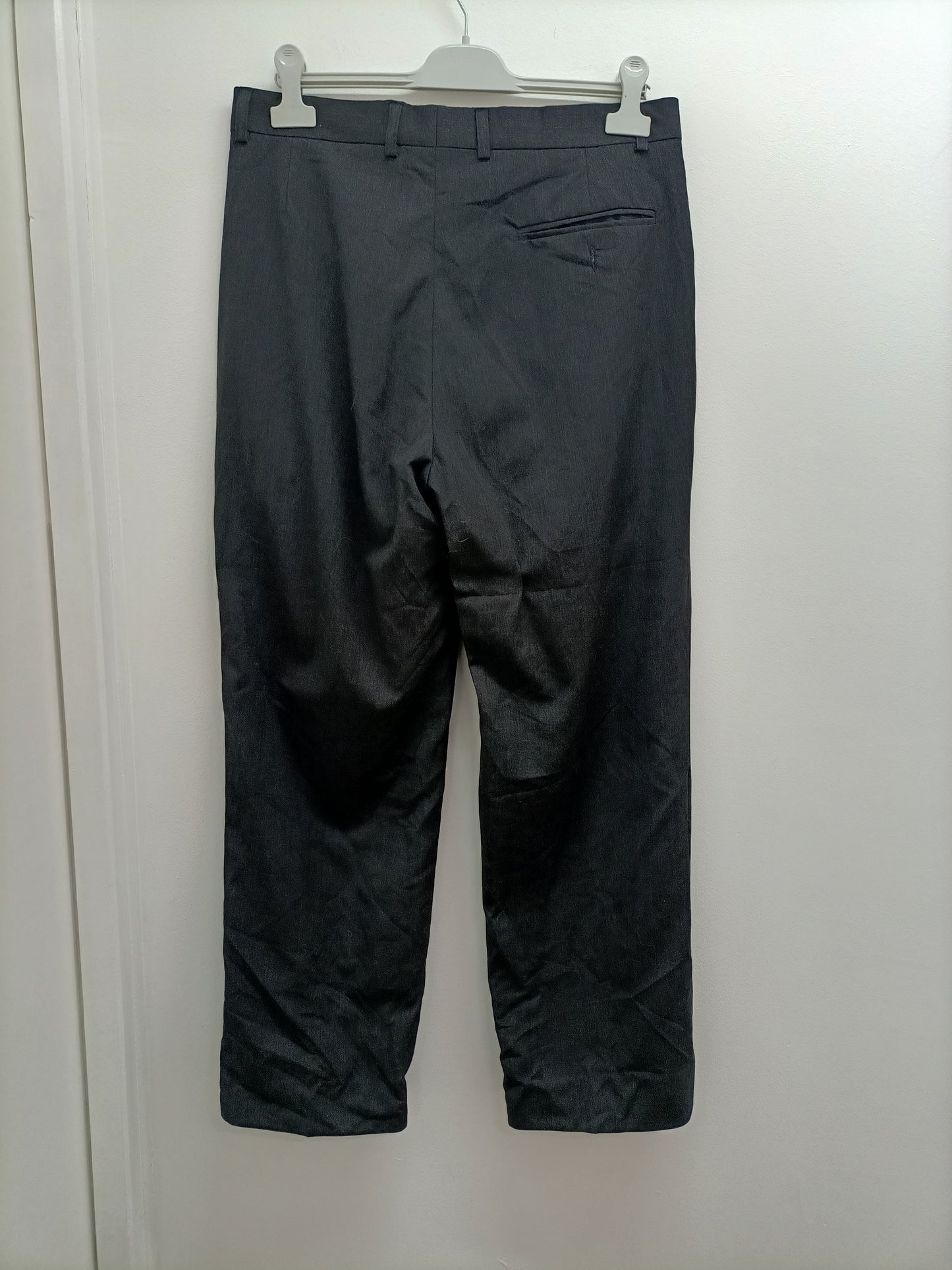 Pantalon Per L'Uomo by Armand Thiery gris anthracite Taille 44