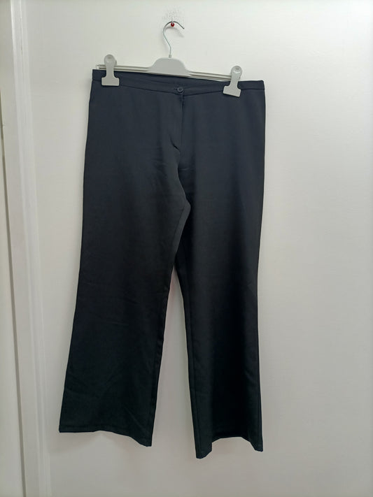 Pantalon noir jambes larges Taille 42