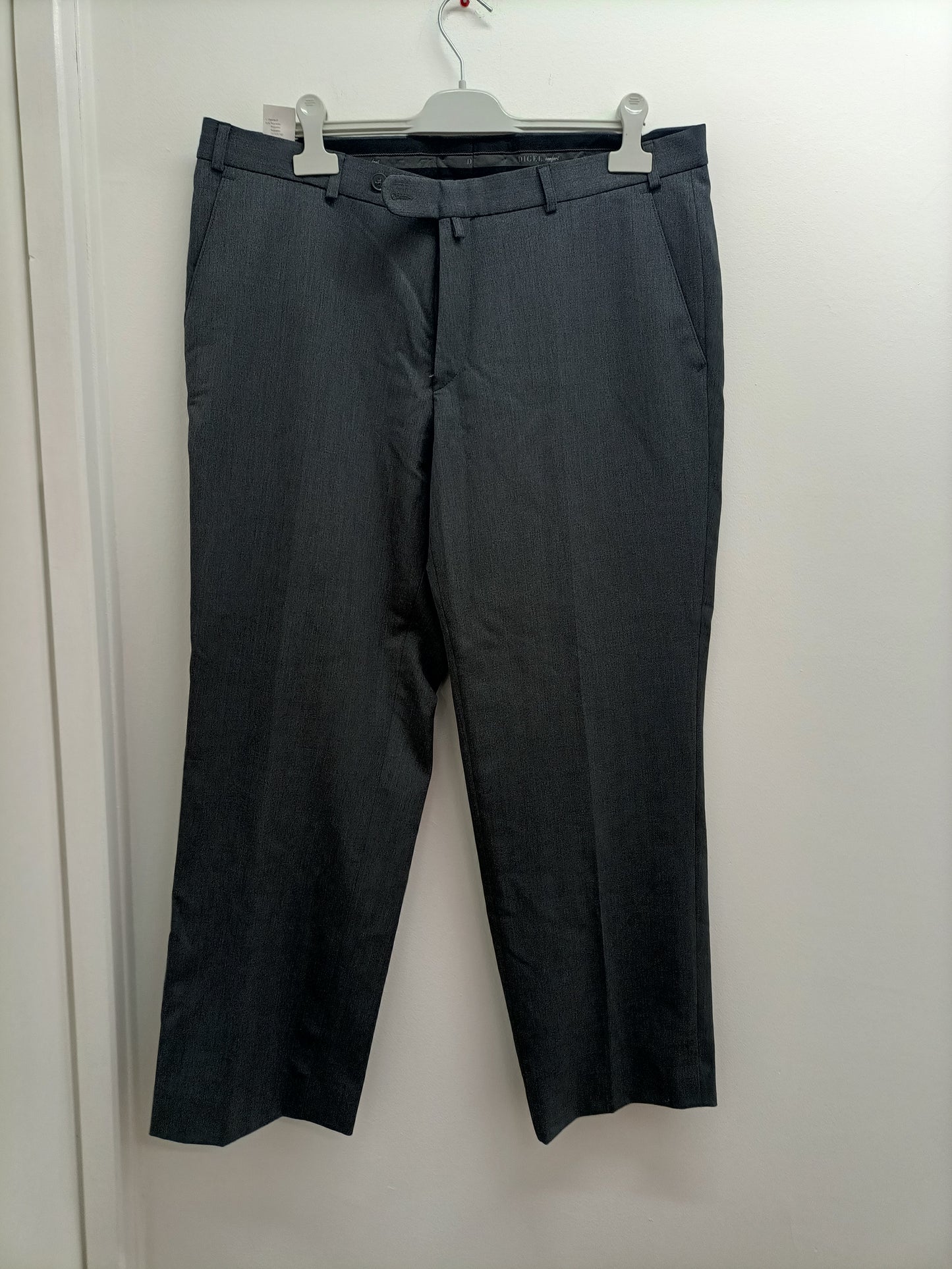 Pantalon Digel gris foncé Taille 48