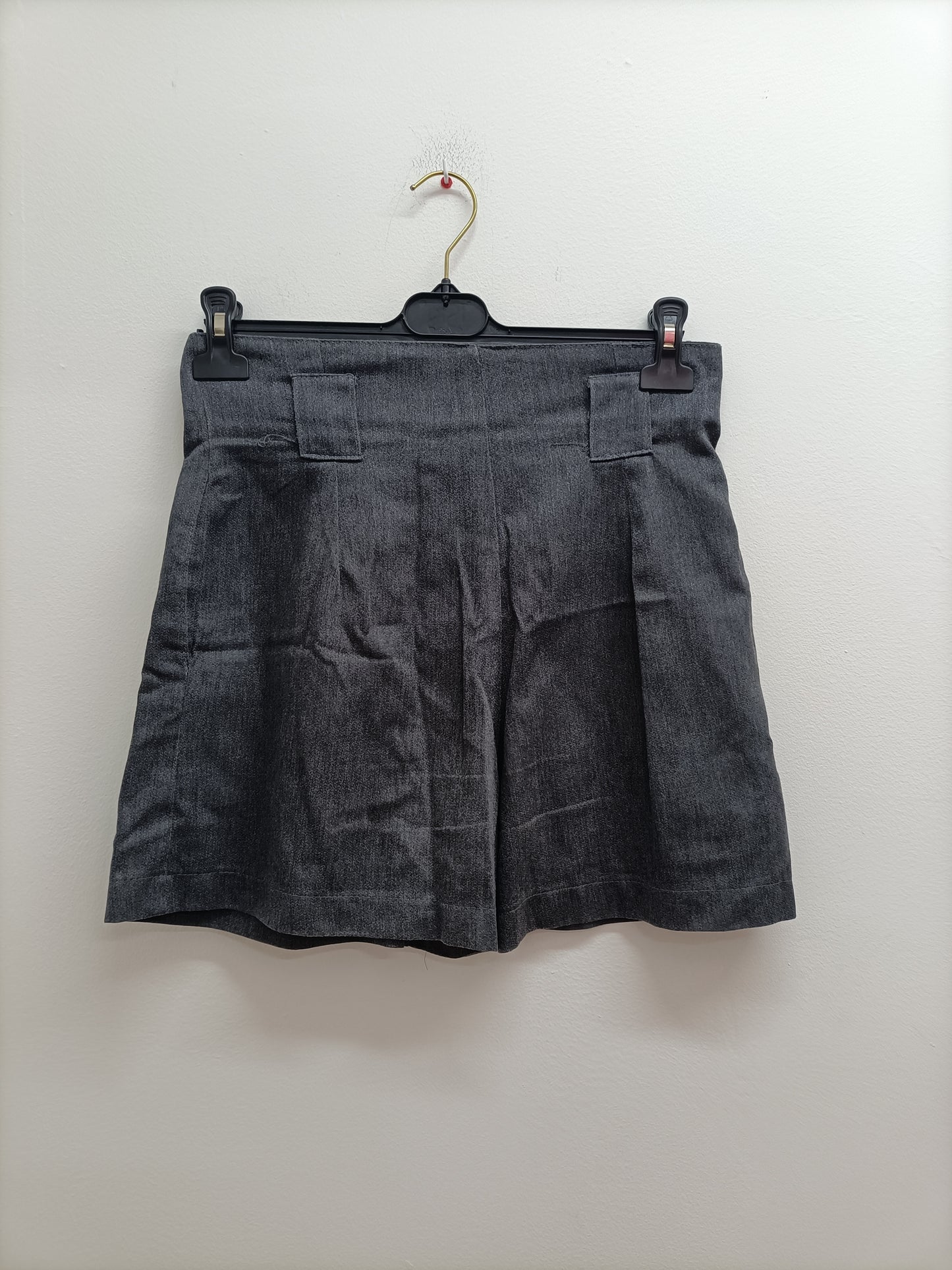 Short Jennyfer gris foncé Taille 40