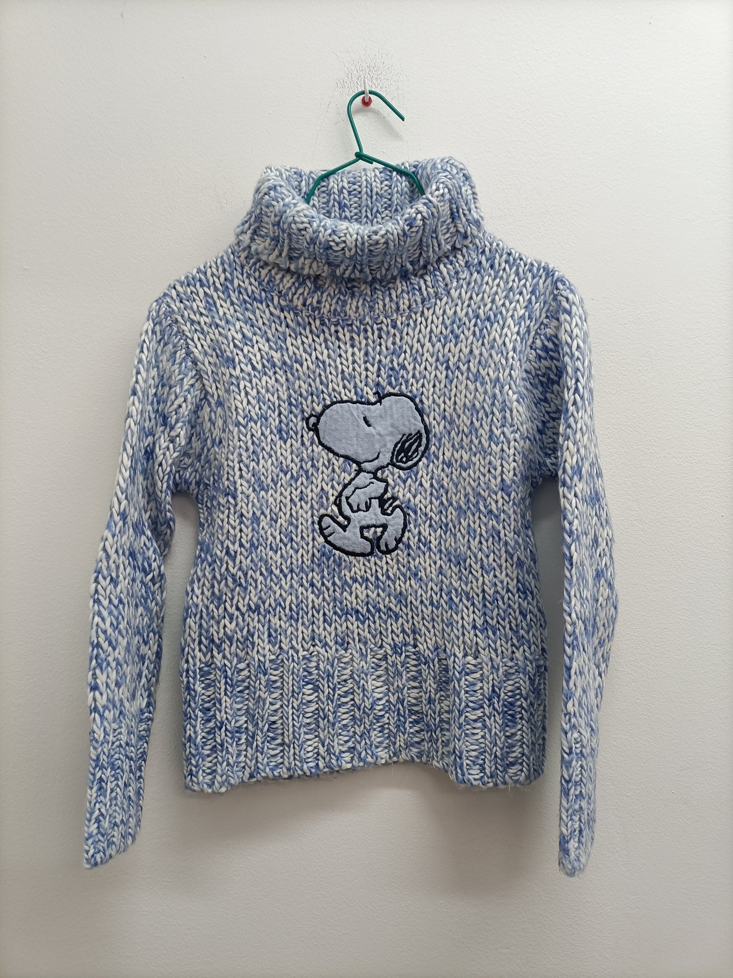 Pull grosses mailles Snoopy bleu et blanc Taille 6 Ans