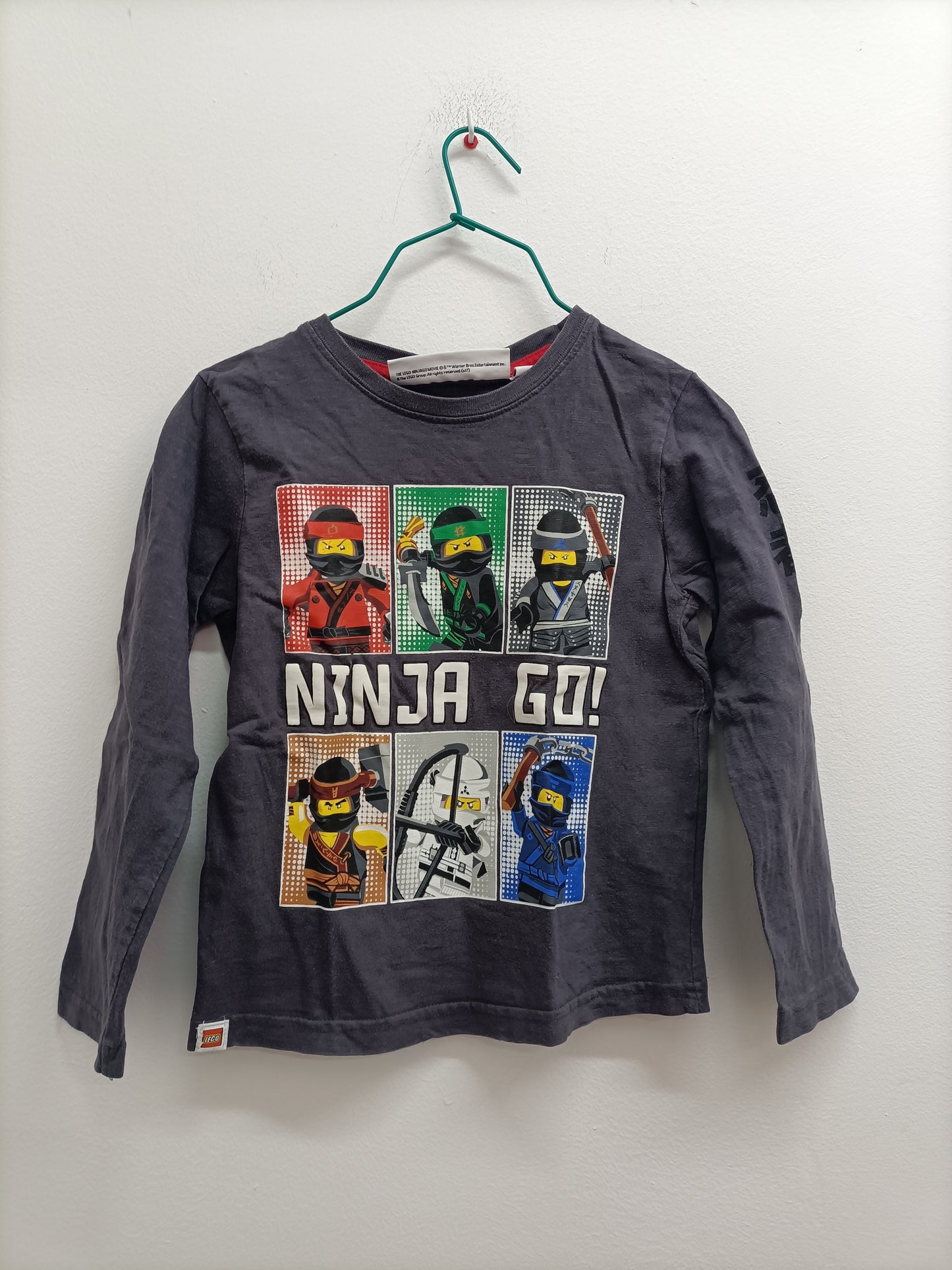 T-shirt manches longues Lego gris avec impression Taille 6 Ans