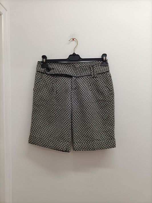 Short long Zara à motifs noirs et blancs Taille 38