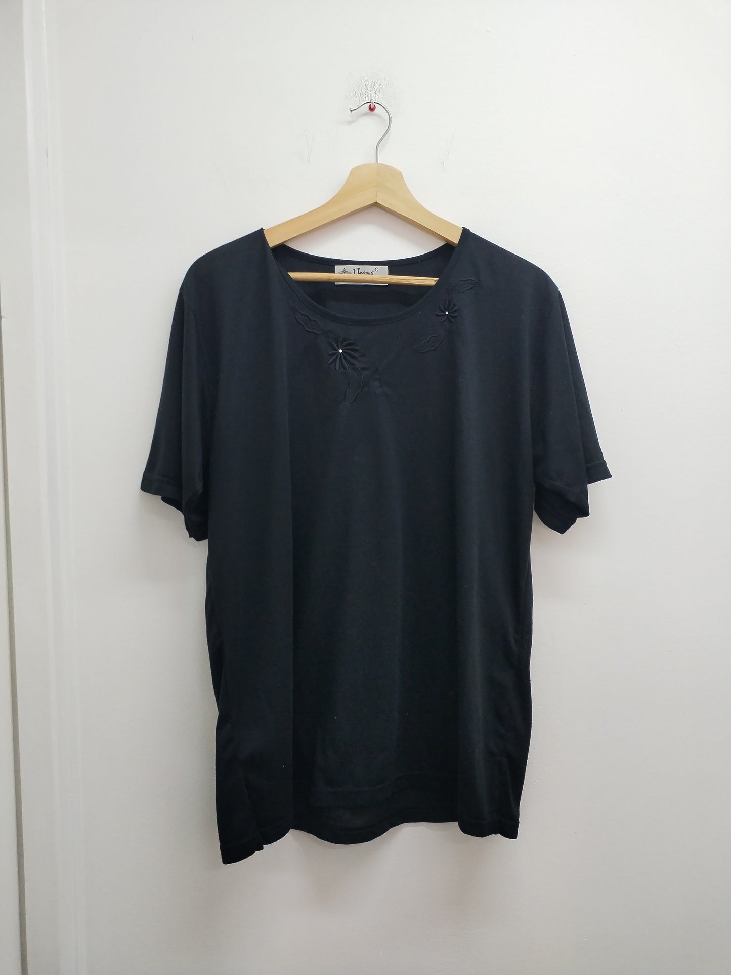 T-shirt Hoanq noir avec broderie Taille L