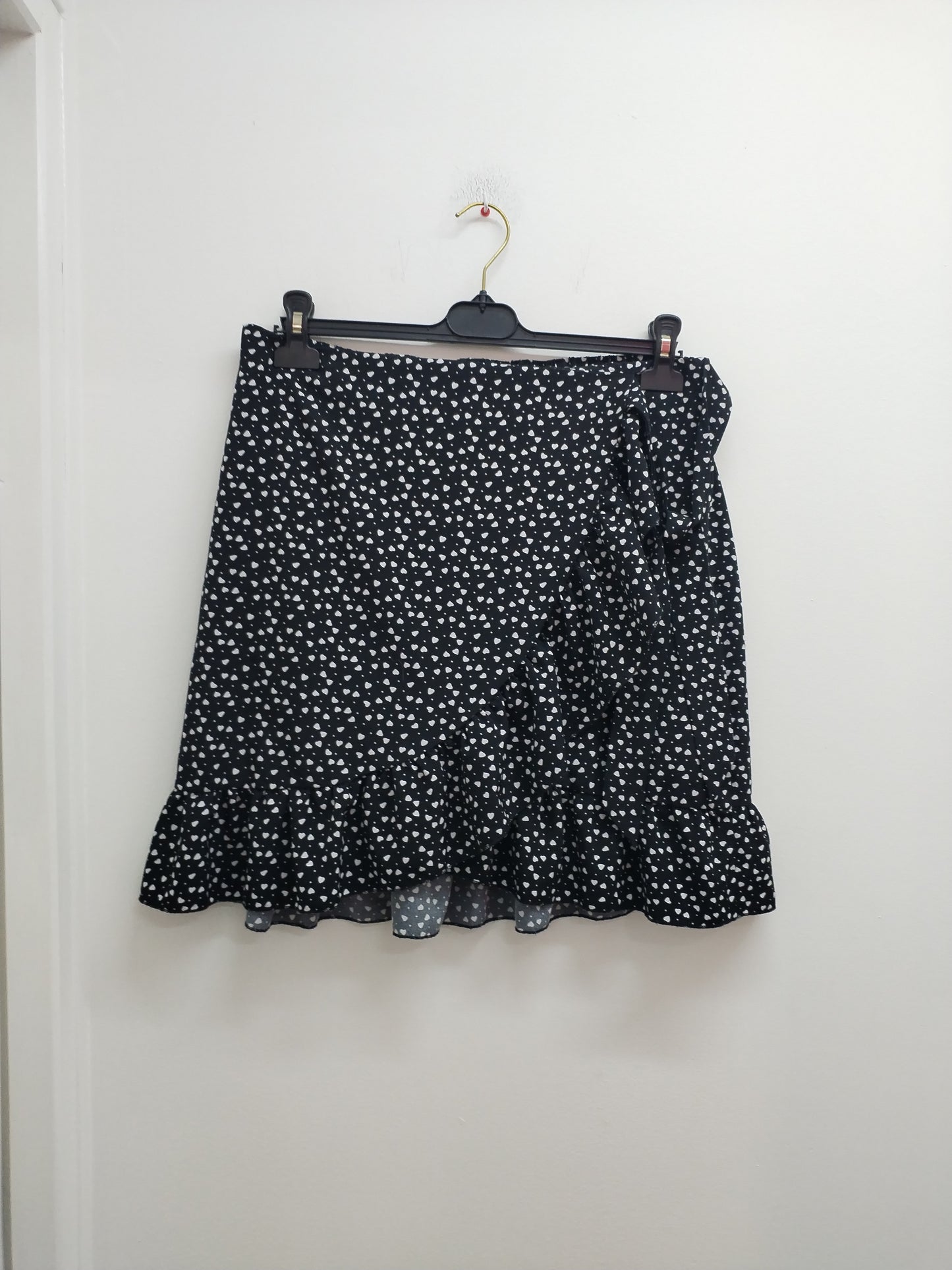 Jupe Shein noire fluide à motifs cœurs Taille XL