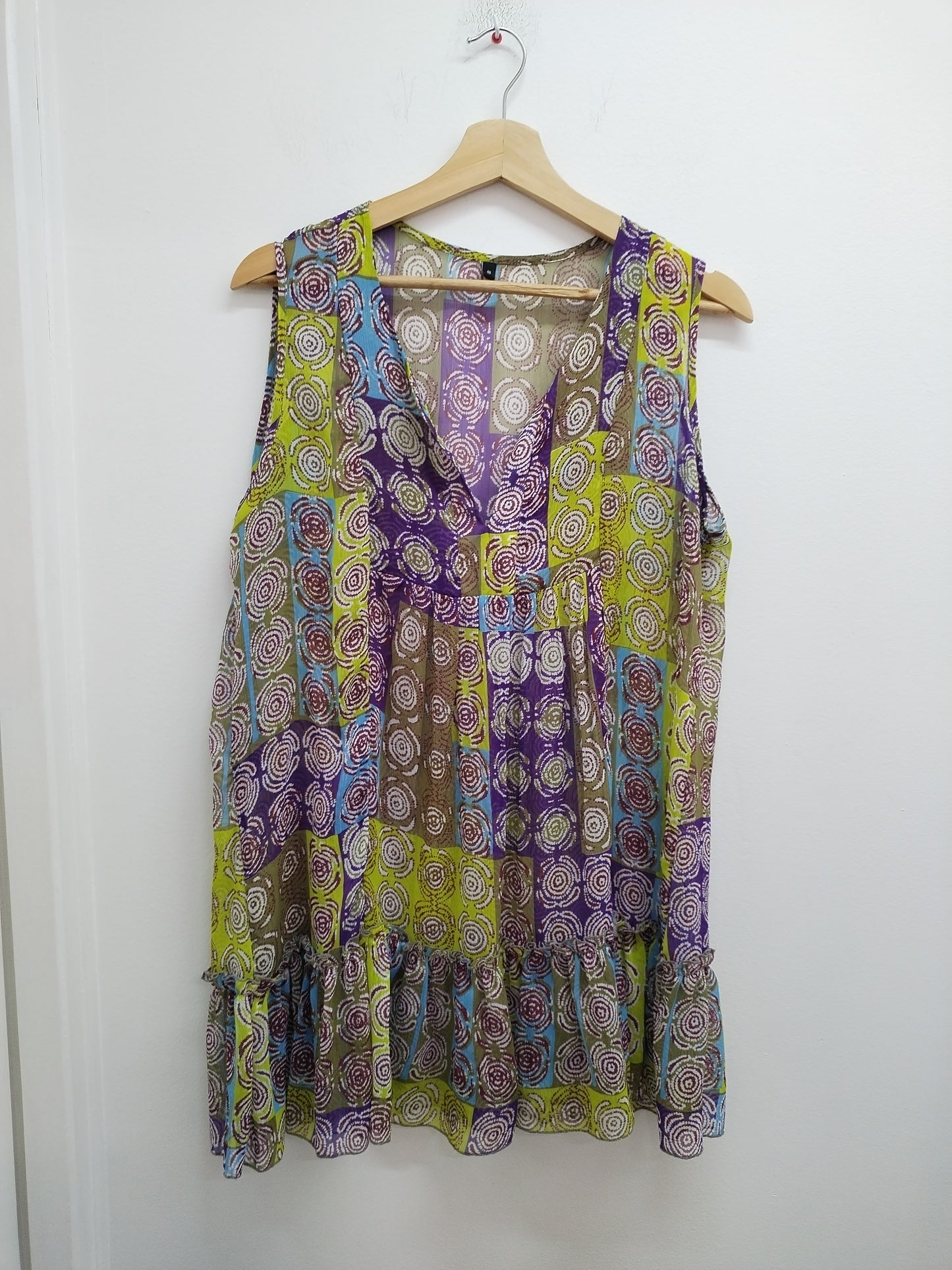 Tunique transparente sans manche à motifs Taille 40