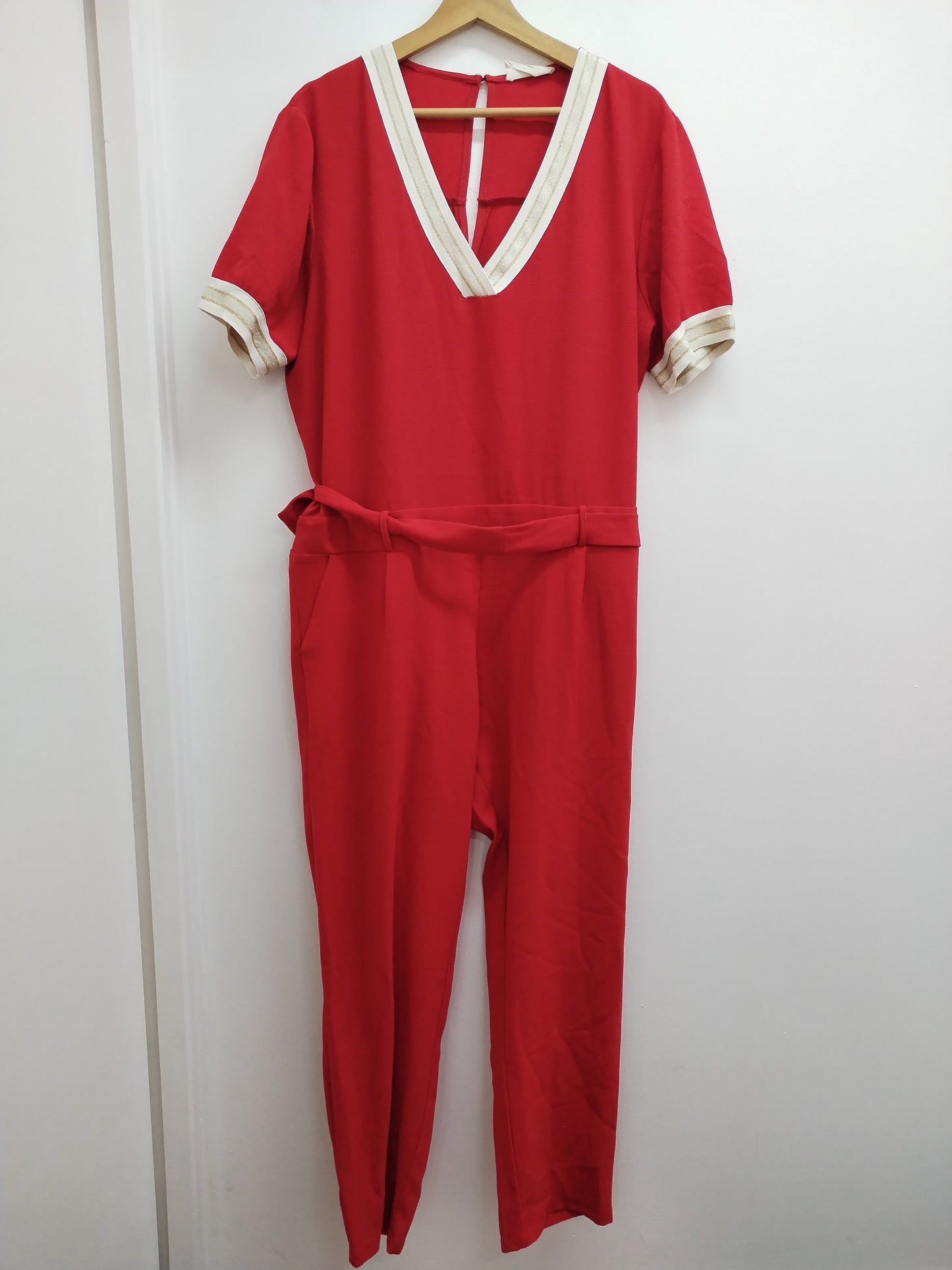 Combinaison manches courtes Addict rouge avec liseré doré Taille XXL