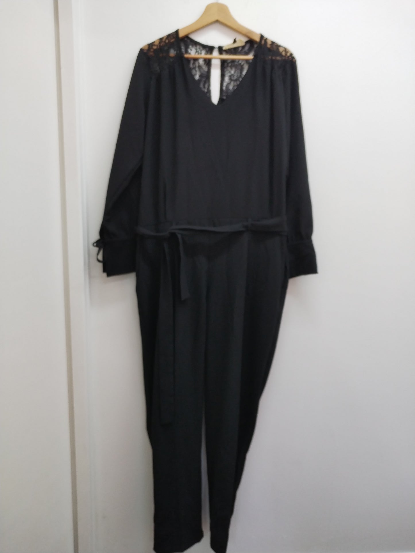 Combinaison manches longues Addict noire avec dentelle Taille 46