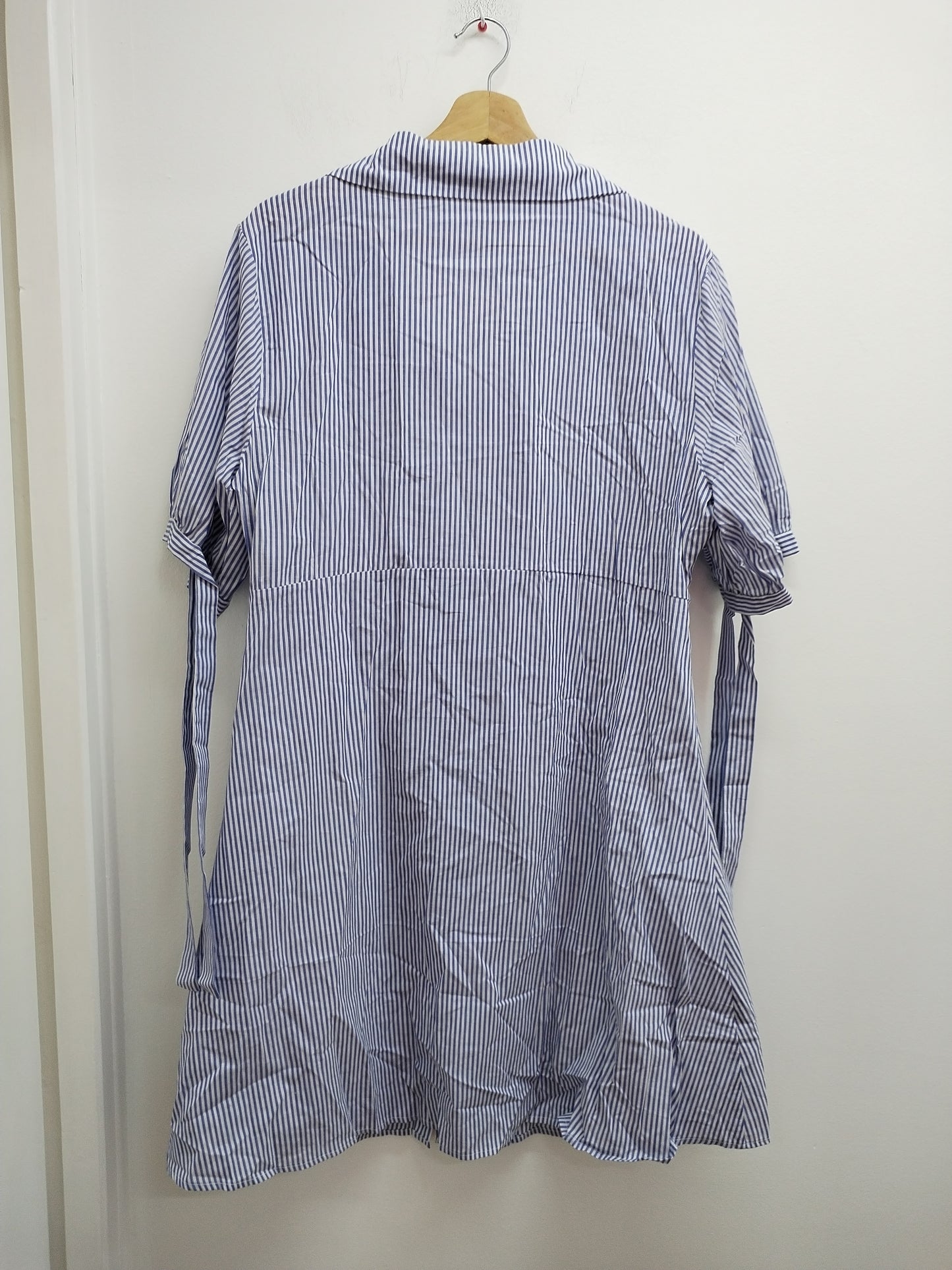 Robe manches courtes Molly Bracken rayée bleue et blanche Taille XL