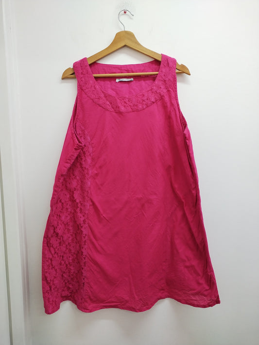 Robe sans manches Gémo fuchsia avec dentelle Taille 50