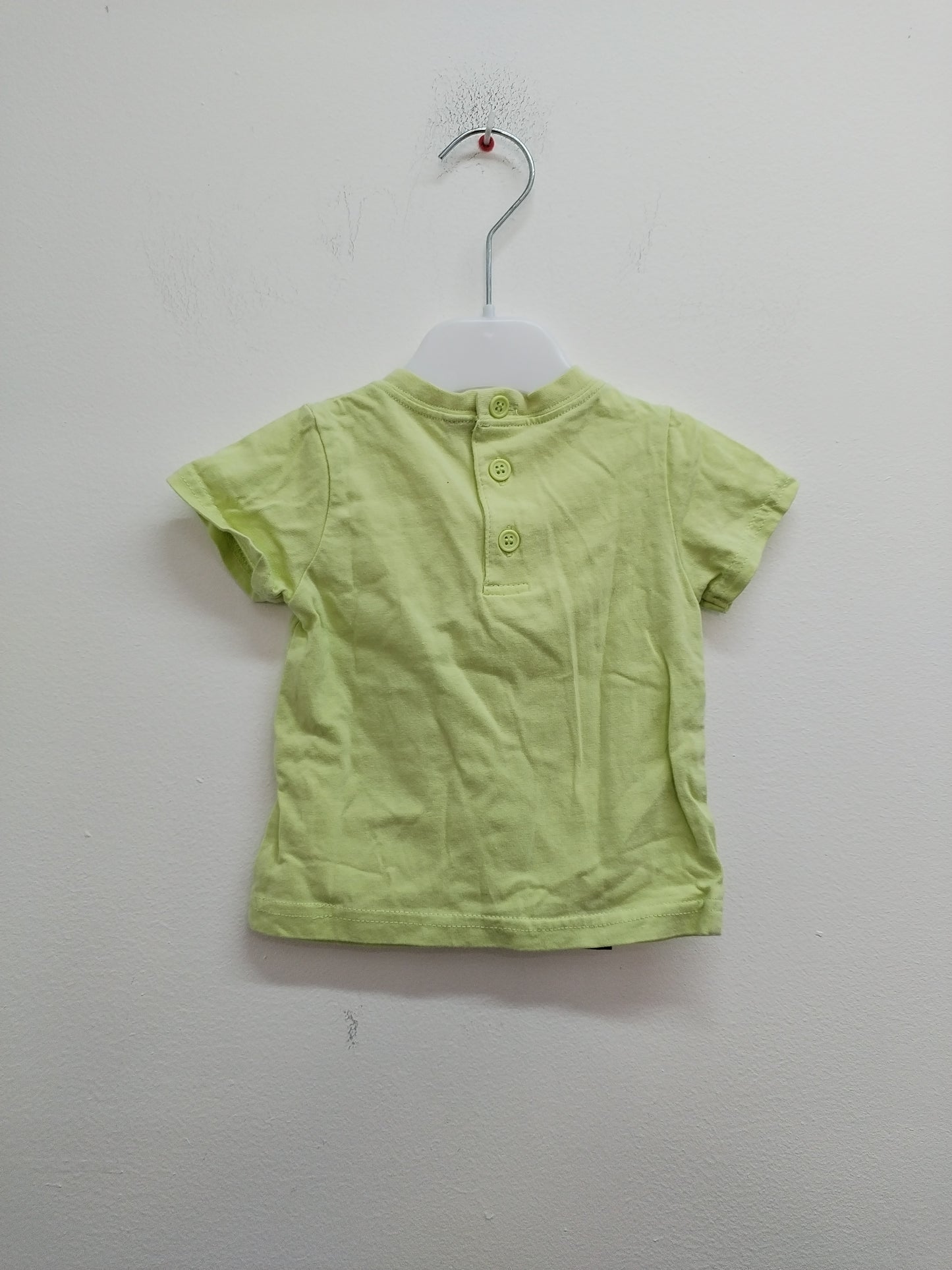 Tshirt vert clair avec impression Taille 6 Mois