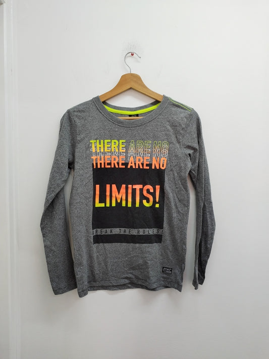 T-shirt manches longues Chapter Young gris avec impression Taille 10/12 Ans