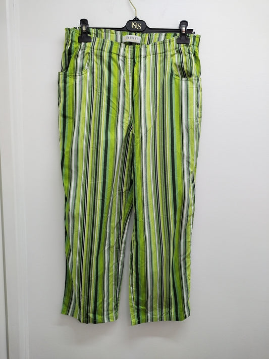 Pantalon Charmant rayé vert Taille 46
