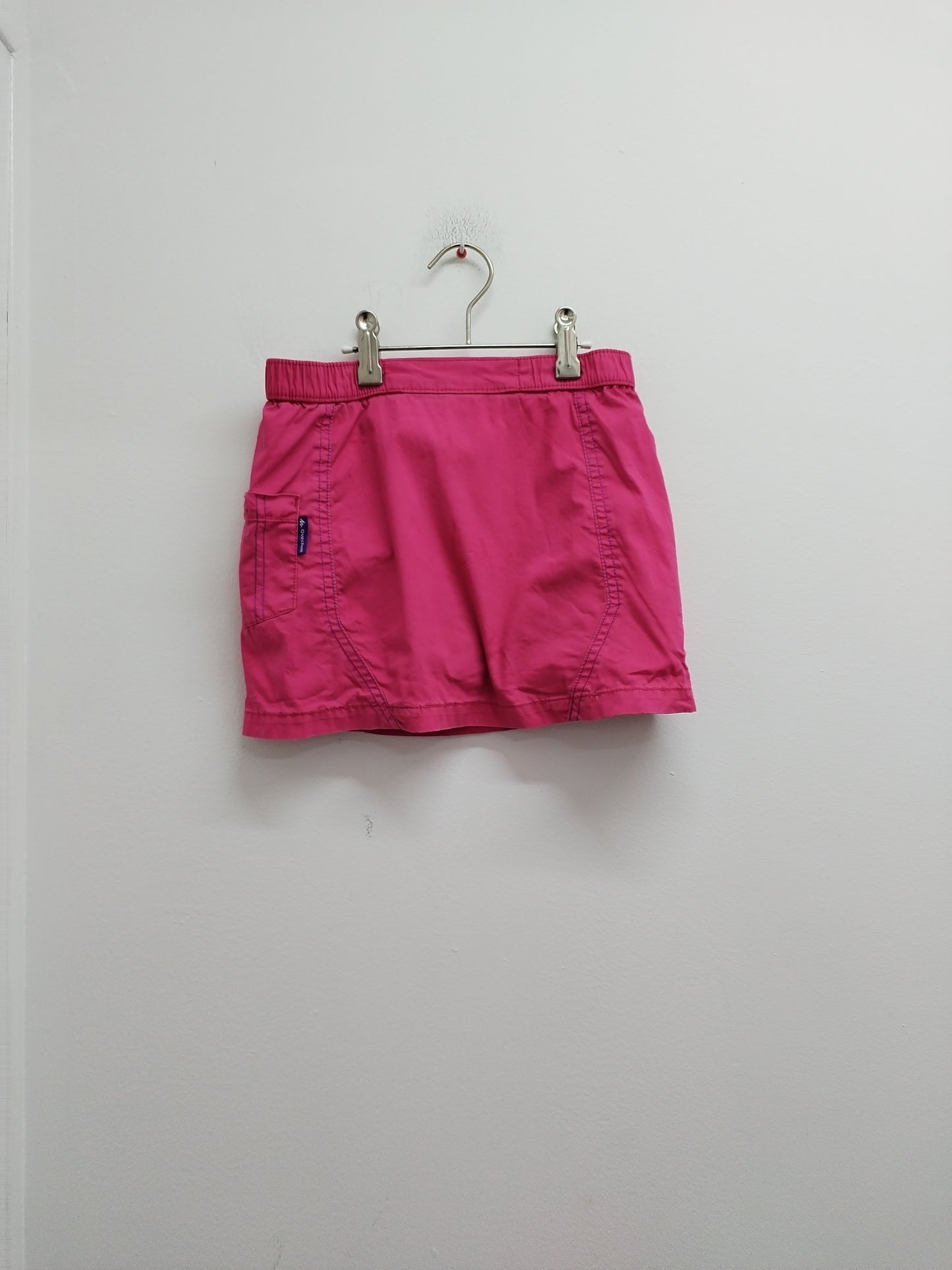 Jupe short Quechua rose fuchsia Taille 10 Ans