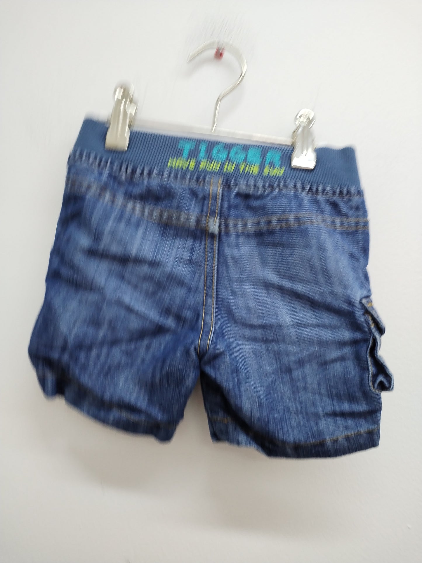 Short en jeans Disney bleu Taille 18 Mois