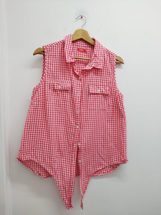 Chemise sans manche à nouer Tissaia à carreaux rouges et blancs Taille 40