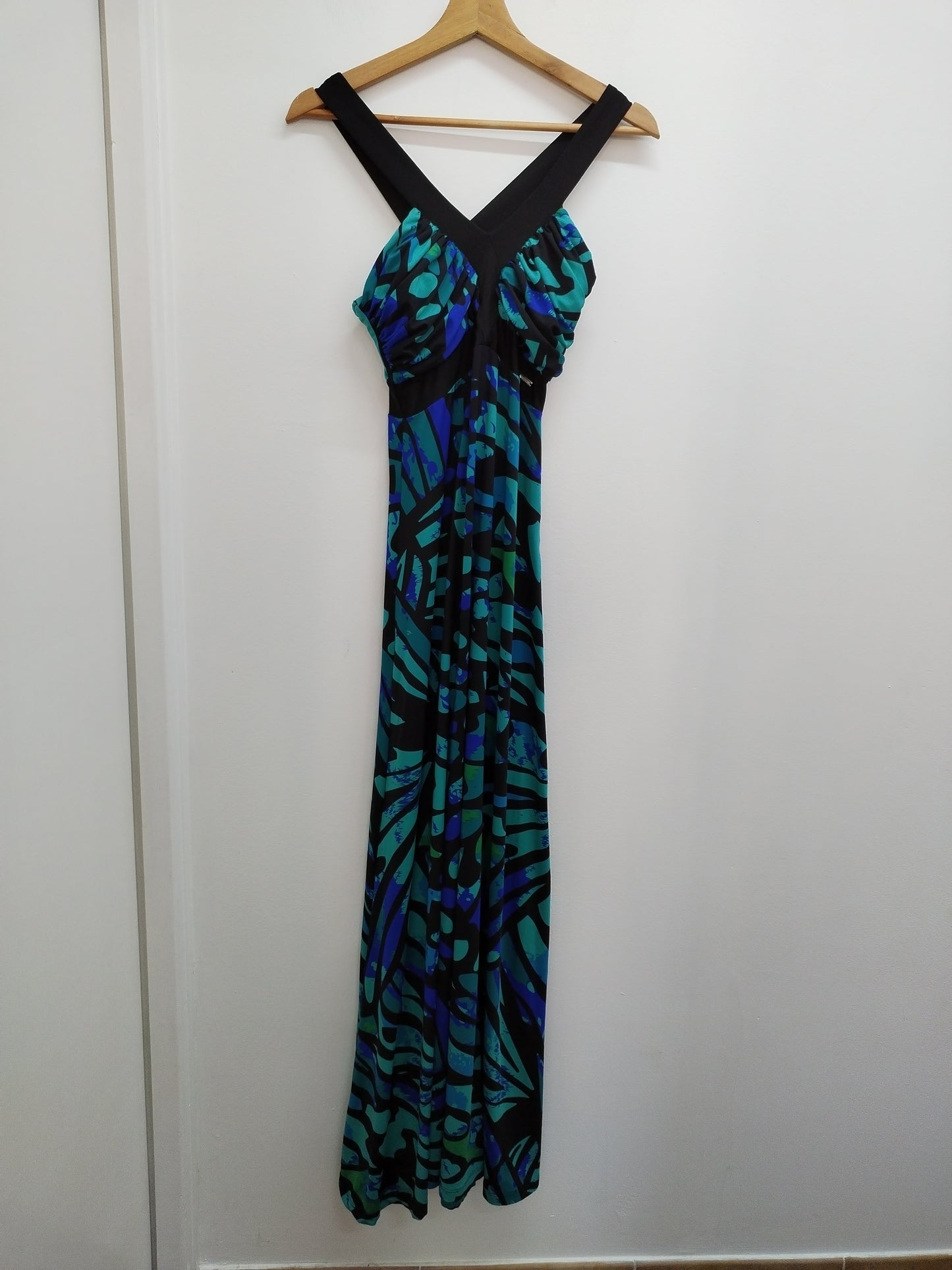 Robe longue à bretelles No Excuse noire et bleue à motifs Taille S