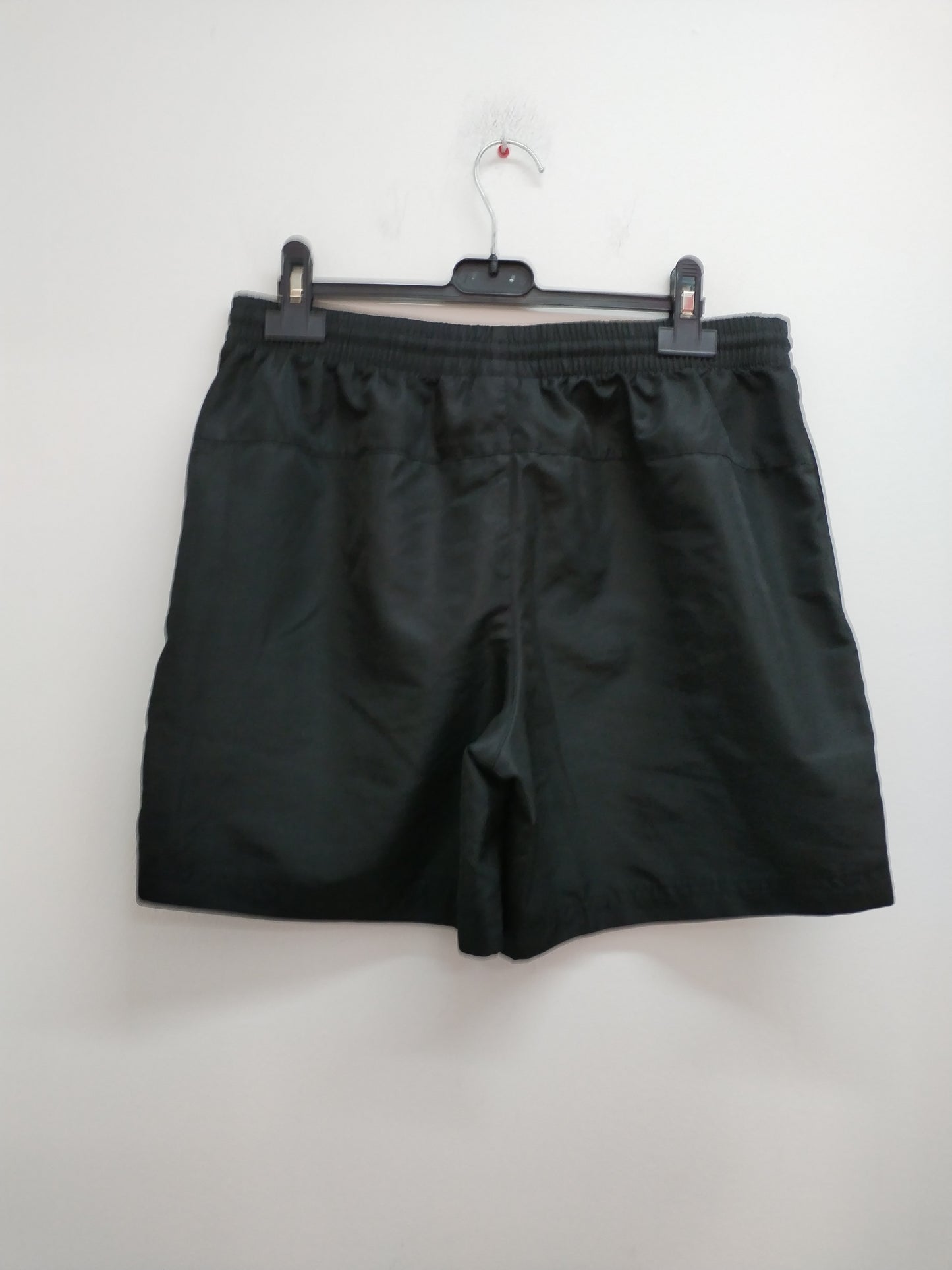 Short Umbro noir Taille M