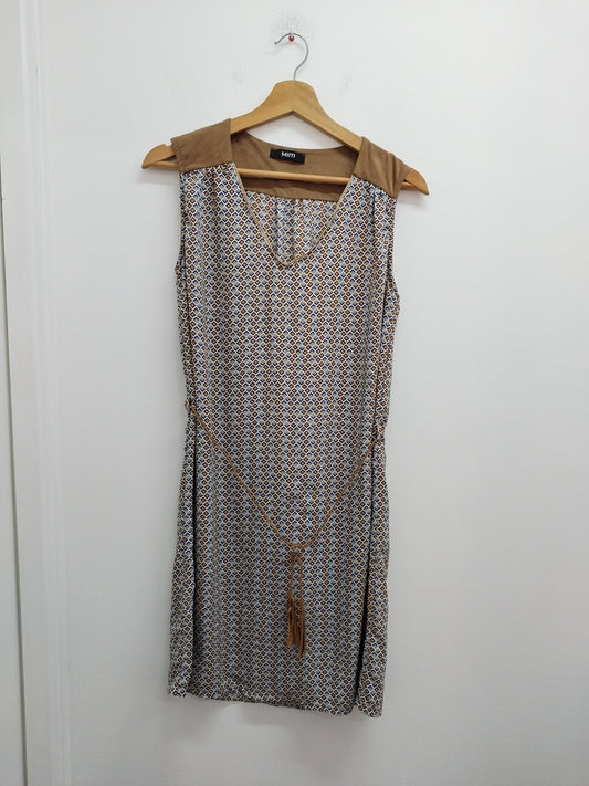 Robe sans manches Mim marron, beige et bleue à motifs géométriques Taille 36