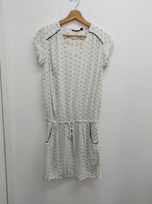 Robe manches courtes Kiabi blanche à motifs Taille 38