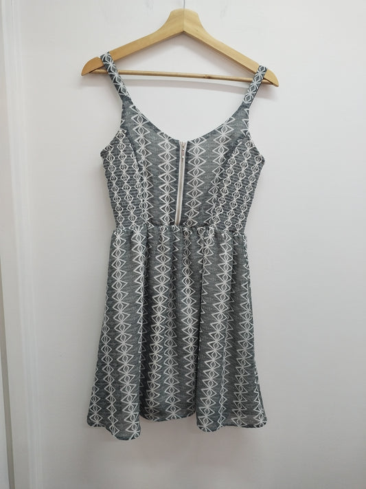 Robe à bretelles Jennyfer noire et blanche à motifs Taille S
