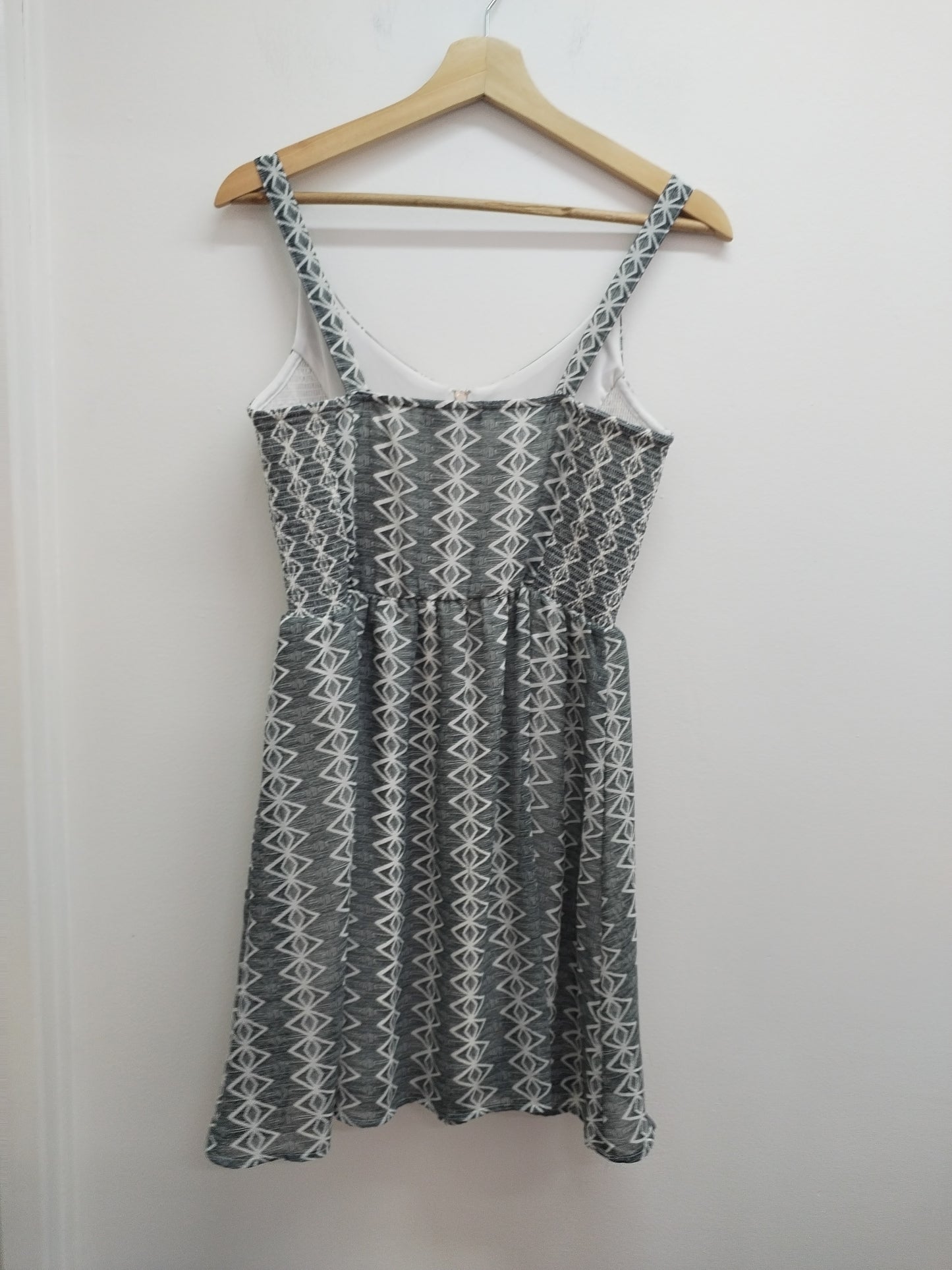 Robe à bretelles Jennyfer noire et blanche à motifs Taille S