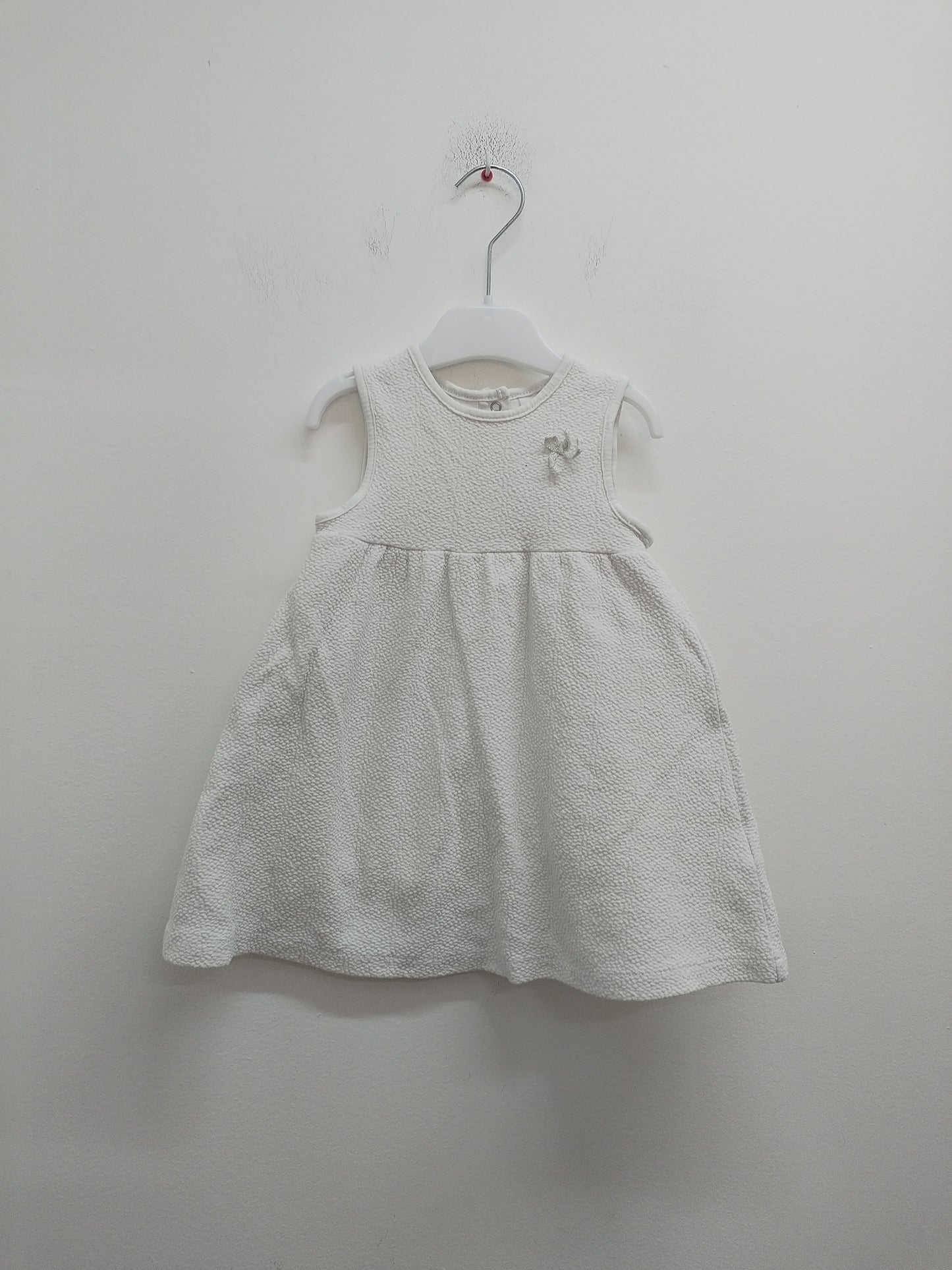 Robe sans manche Vertbaudet blanche Taille 12 Mois