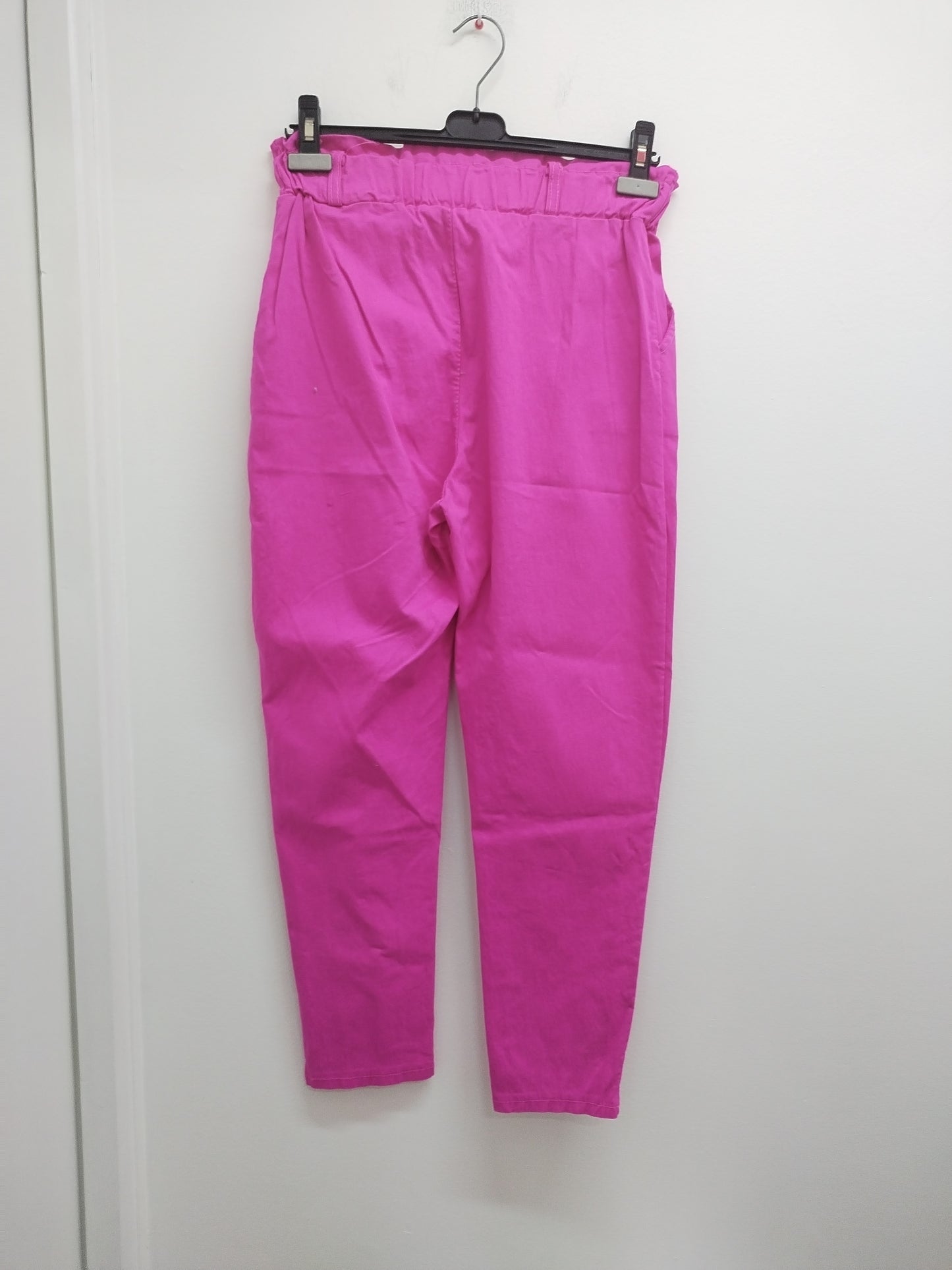 Pantalon fuchsia Taille 36
