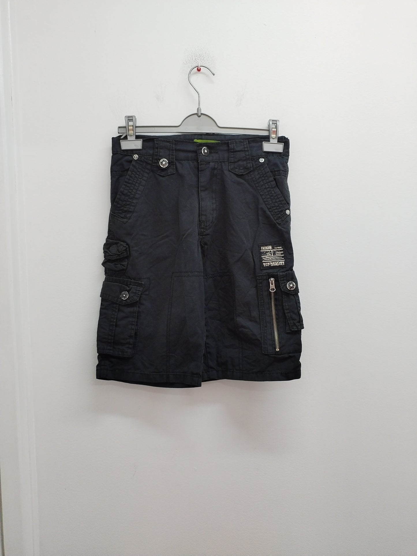 Bermuda Chirakawa noir Taille 10 Ans