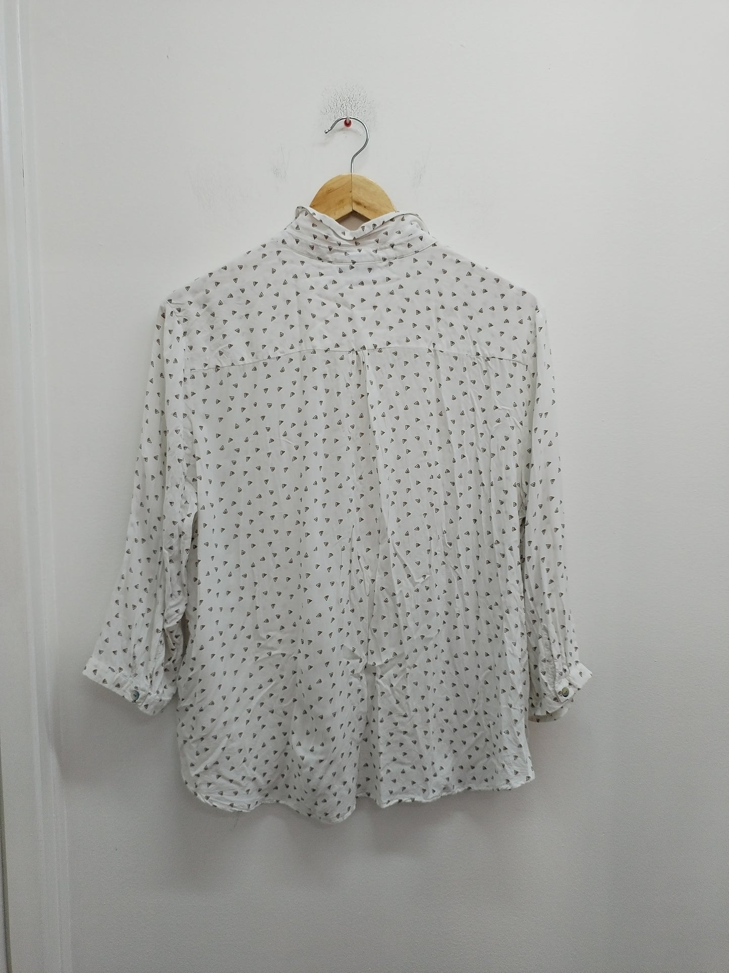 Chemise manches 3/4 Yessica blanche à petits triangles Taille XL