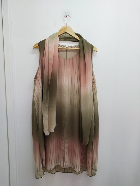 Robe manches courtes avec étole kaki et rose Taille XL