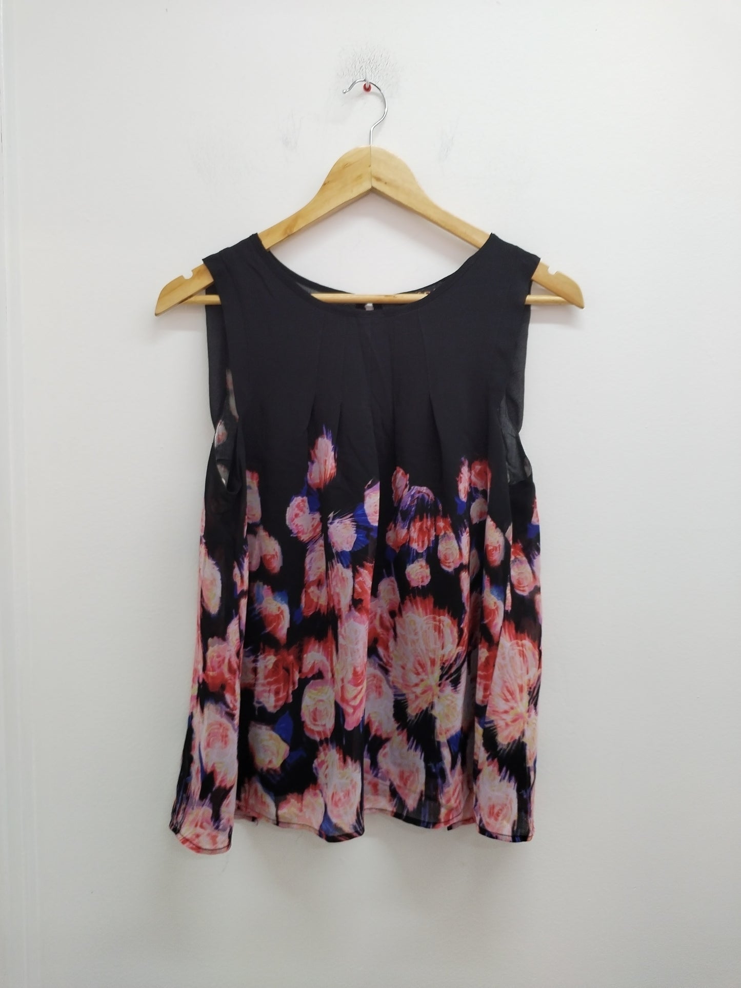 Débardeur fluide Oôra by M.Pokora noir fleuri Taille M
