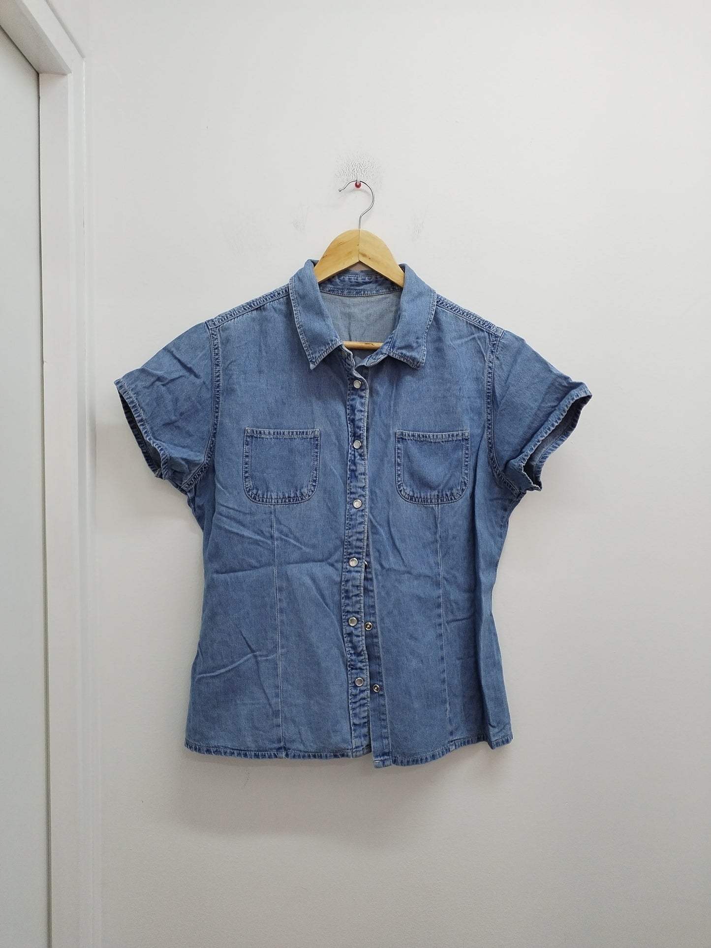 Chemise manches courtes en jeans bleue Taille 44