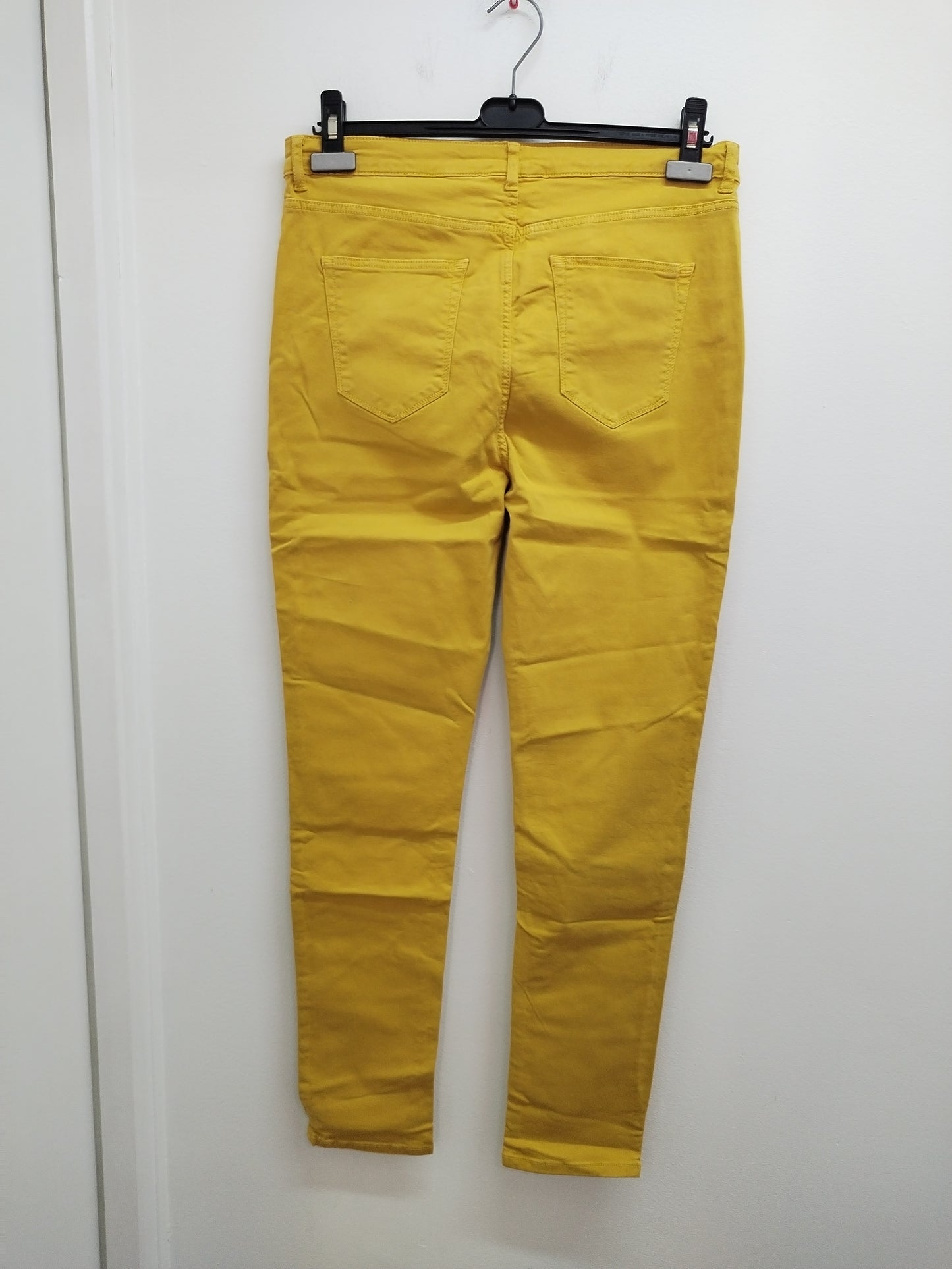 Jeans skinny Kiabi moutarde Taille 42