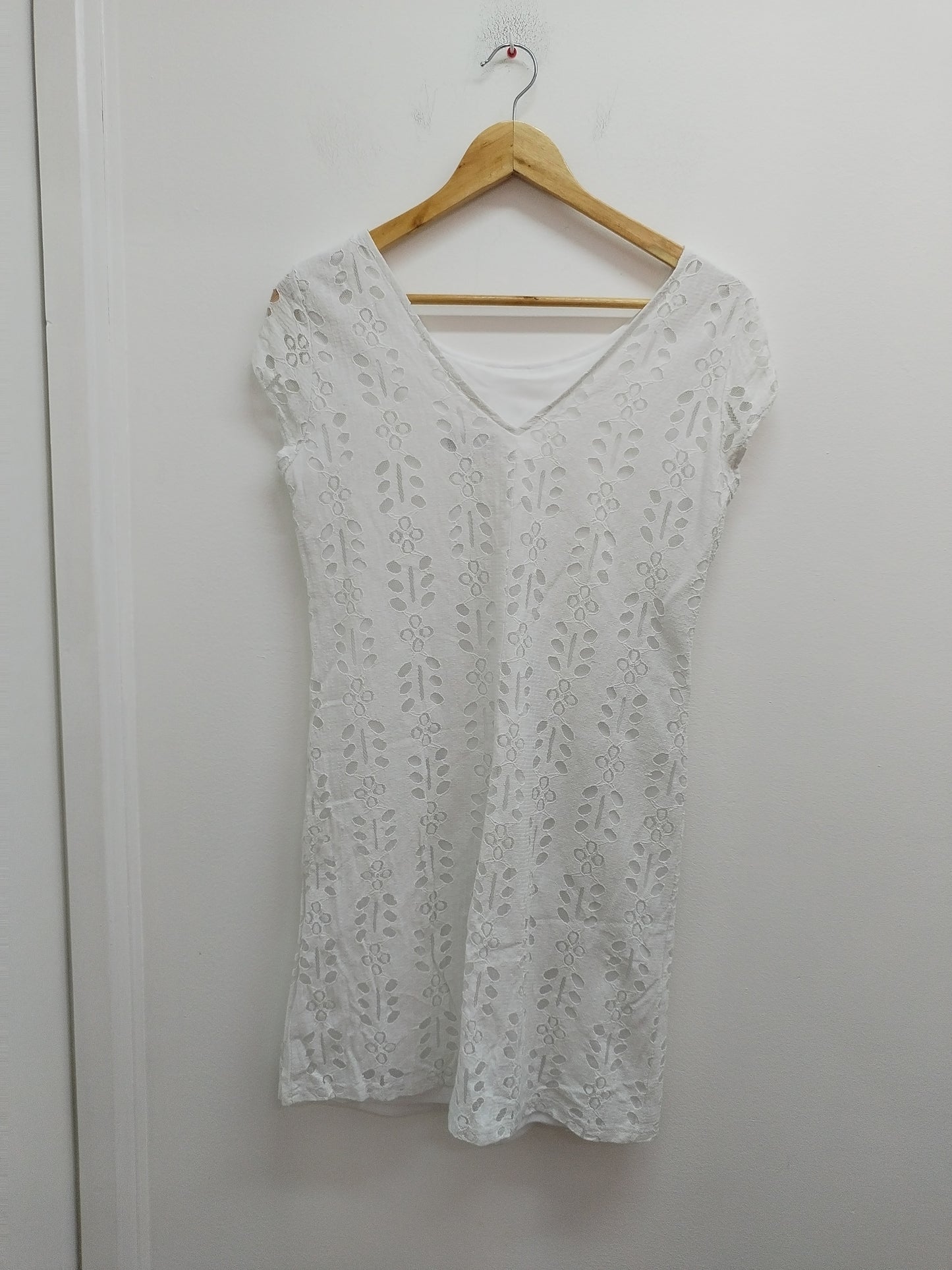Robe manches courtes Aline Dress blanche avec dentelle Taille 38