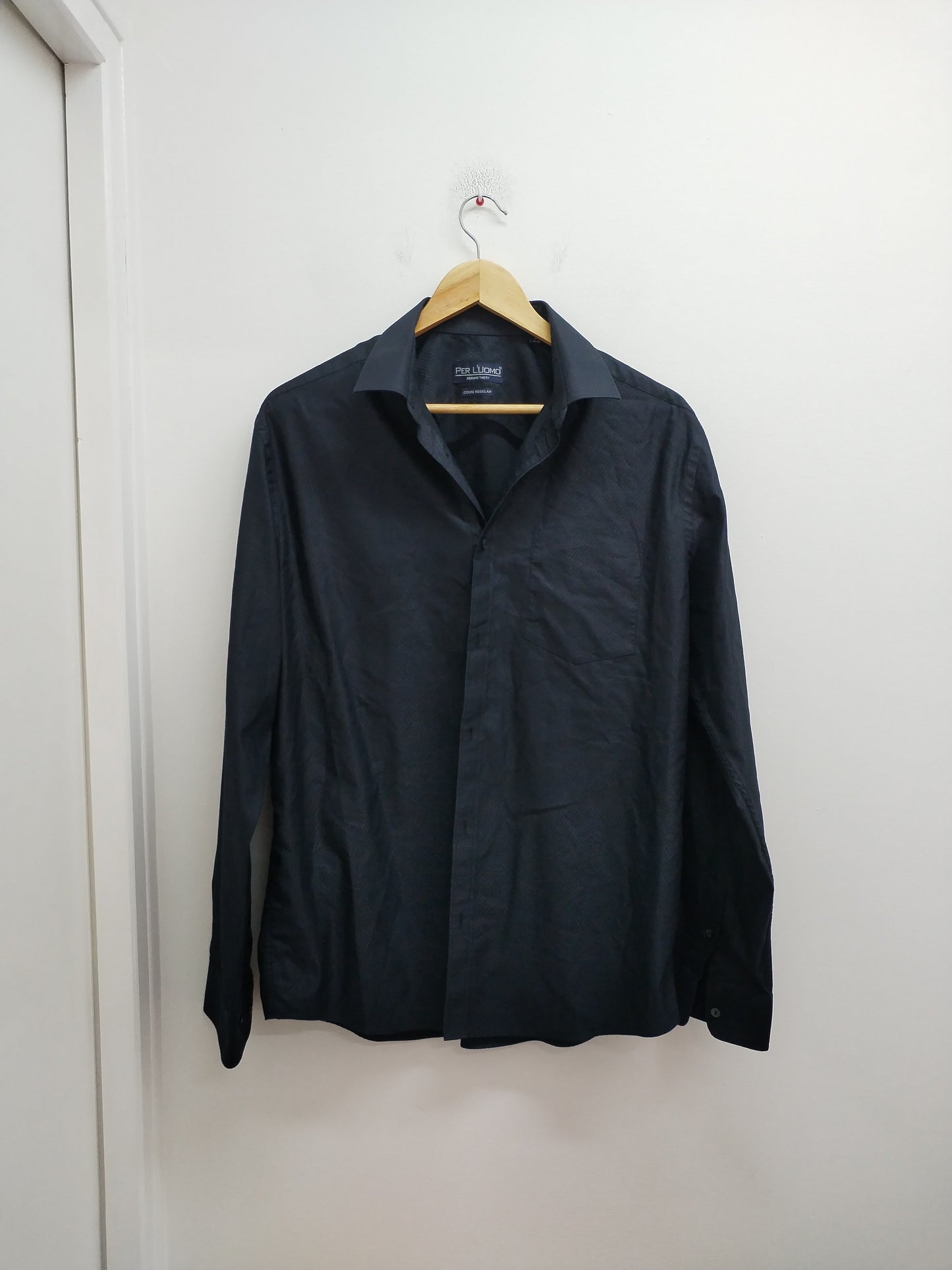 Chemise Per L'Uomo by Armand Thiery noire à petites rayures Taille L