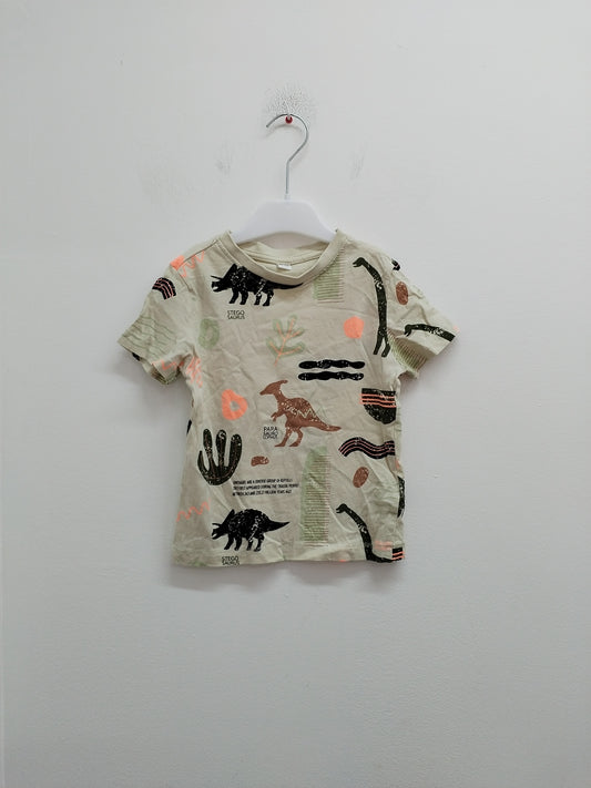 T-shirt Zeeman beige avec motifs dinosaures Taille 3/4 Ans