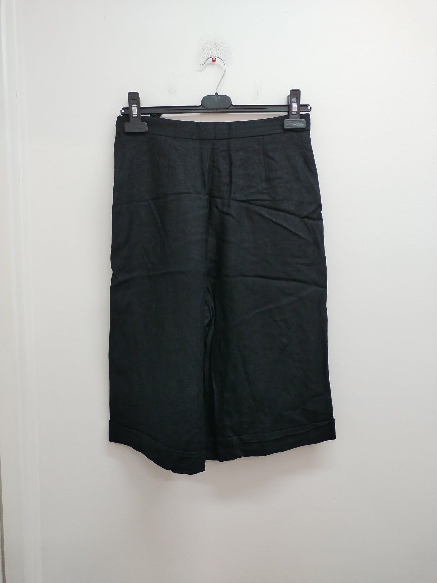 Pantacourt jambes larges Louis Feraud noir Taille 36