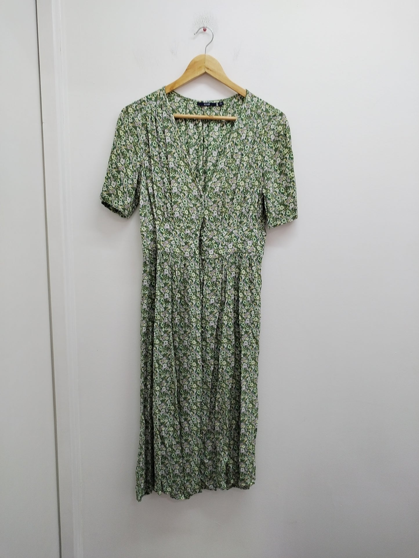 Robe longue manches courtes Kiabi verte fleurie Taille S