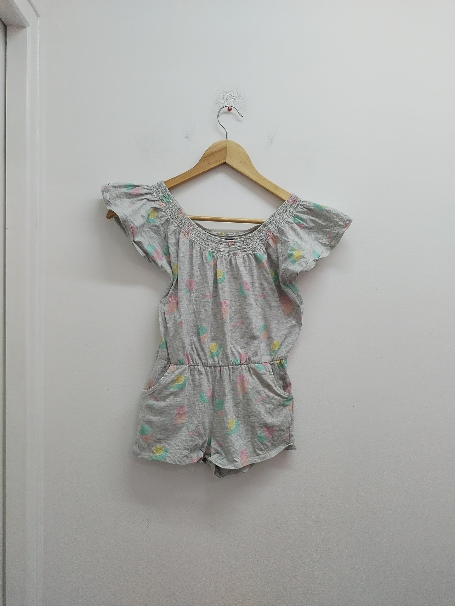 Combi-short manches courtes Kiabi gris à motifs Taille 8 Ans