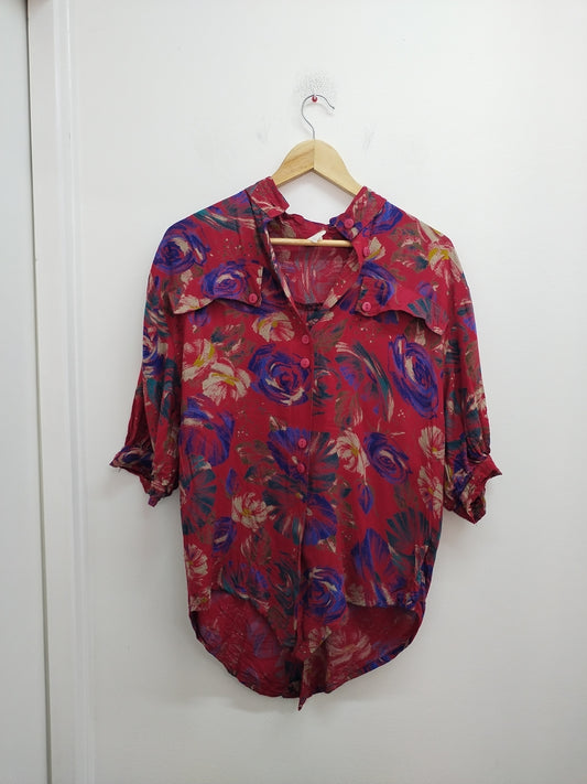 Chemise manches courtes fantaisie rouge fleurie Taille M
